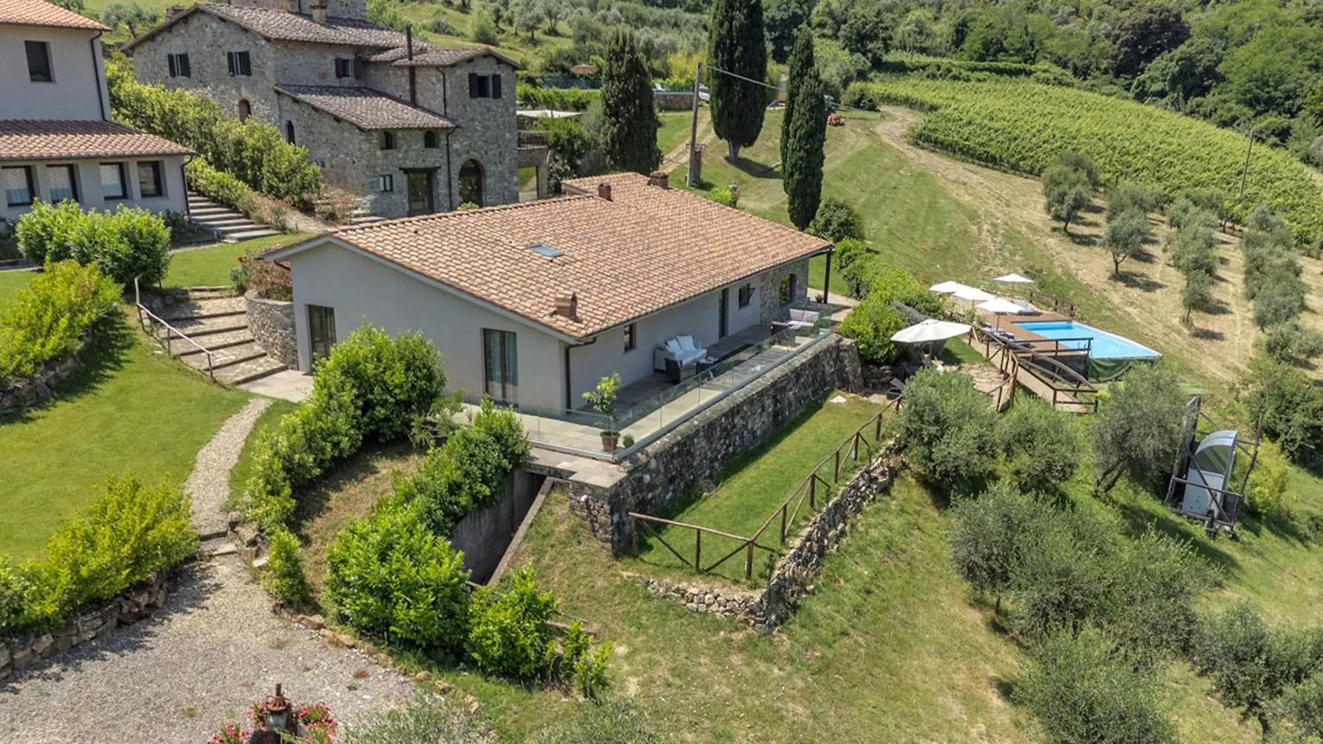 Amore Rentals - Ville Il Paradiso Panzano in Chianti 0*,  Italy
