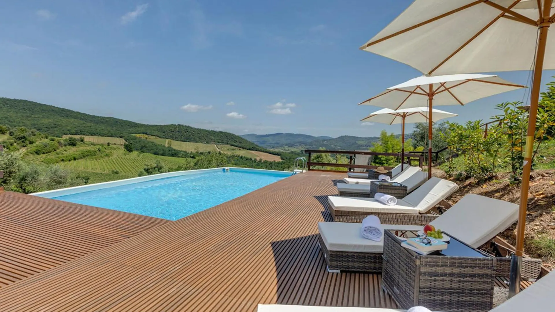 Amore Rentals - Ville Il Paradiso Panzano in Chianti 0*,  Italy